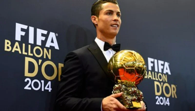 Ronaldo - Kình địch của Messi