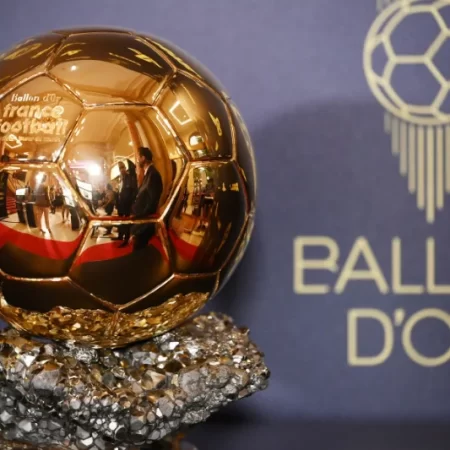 Quả bóng vàng là gì – Giải thưởng danh giá trong bóng đá